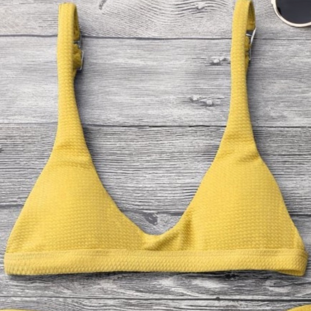 Low wasted, padded bikini set